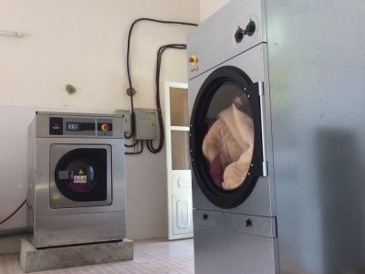Dòng máy giặt công nghiệp Fagor đế mềm